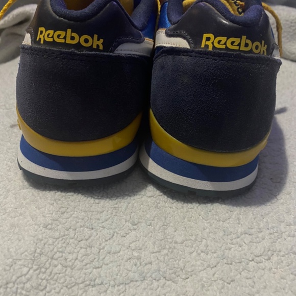 Reebok Classic - Picture 5 of 7